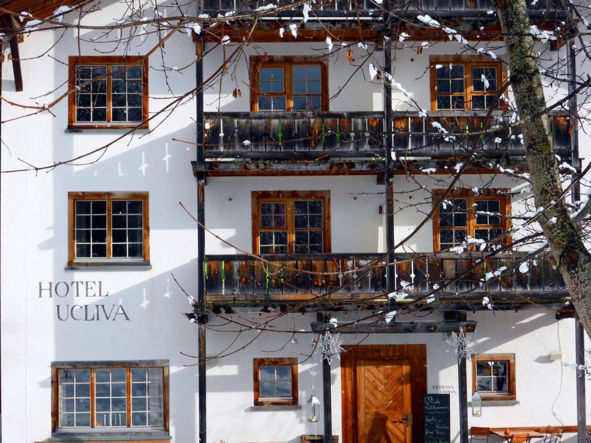 Hotel Ucliva Breíl Exteriér fotografie